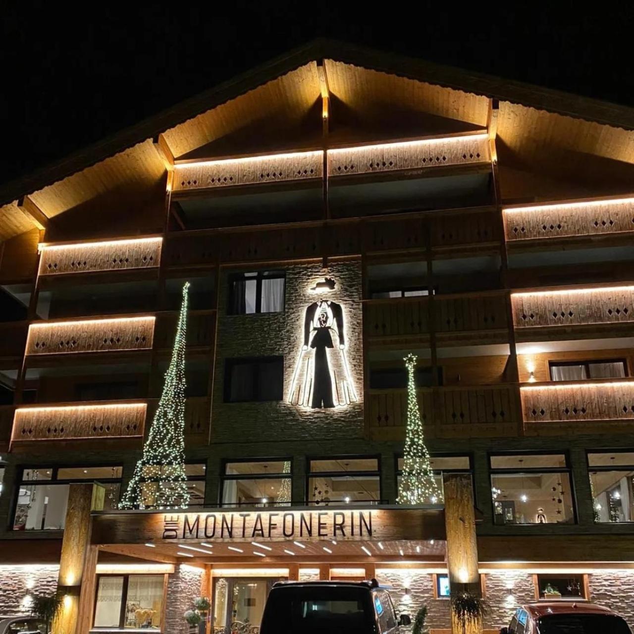Hotel Die Montafonerin Vandans Exterior photo